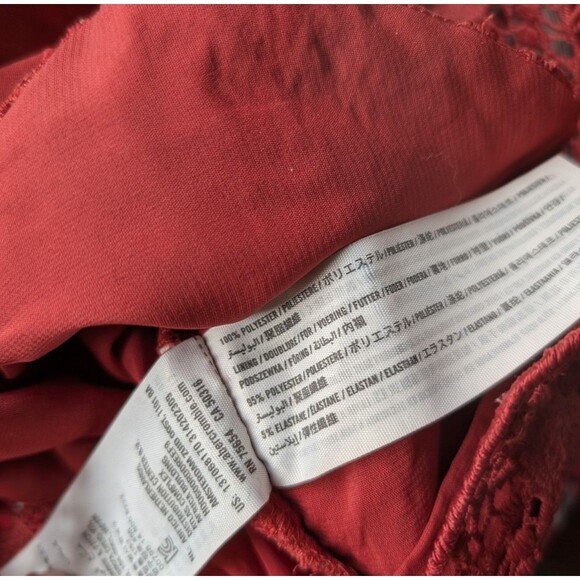 Abercrombie & Fitch Crop Top Crochet Bohemian Festival Floral Size Medium - Picture 8 of 10